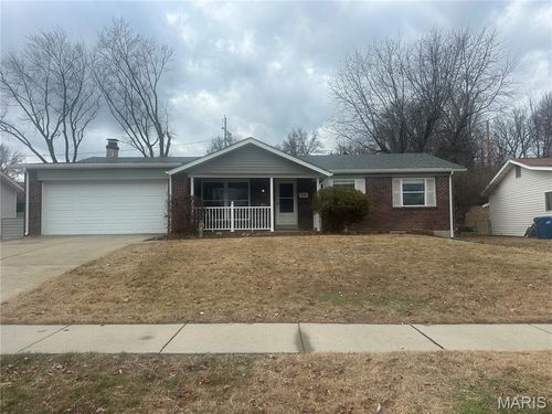 11768 Parish Dr, Bridgeton, MO, 63044-2104 | Card Image