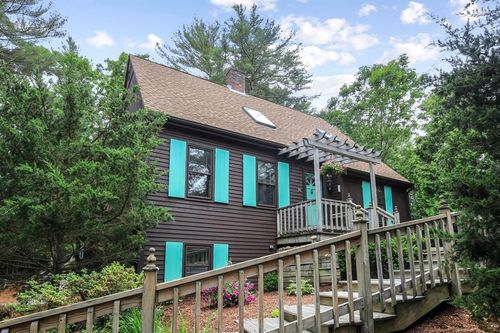 20 Lakewood Dr, Mashpee, MA, 02649 | Card Image