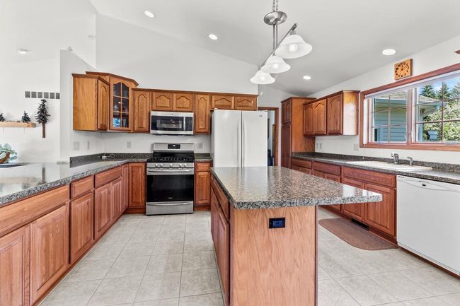 N8117 Rose Terrace, House other with 3 bedrooms, 2 bathrooms and null parking in LA GRANGE WI | Image 7