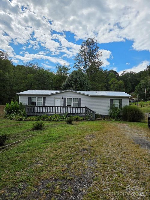 117 Nakoma Pl, Whittier, NC, 28789-0536 | Card Image