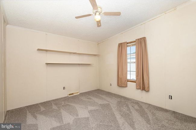 649 Lilac Dr, House other with 3 bedrooms, 2 bathrooms and null parking in NEW PROVIDENCE PA | Image 15