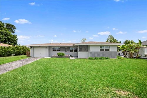 803 Monet St, LEHIGH ACRES, FL, 33936 | Card Image