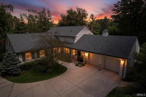1326 Garland Rd, South Bend, IN, 46614-2105 | Card Image