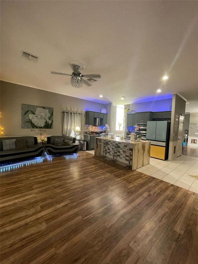 447 Cadiz Loop, House other with 5 bedrooms, 4 bathrooms and null parking in Davenport FL | Image 8