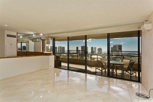 2604-1221 Victoria Street, Honolulu, HI, 96814 | Card Image