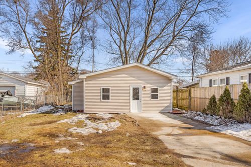 100 Wiltshire Ave, Battle Creek, MI, 49015-2054 | Card Image