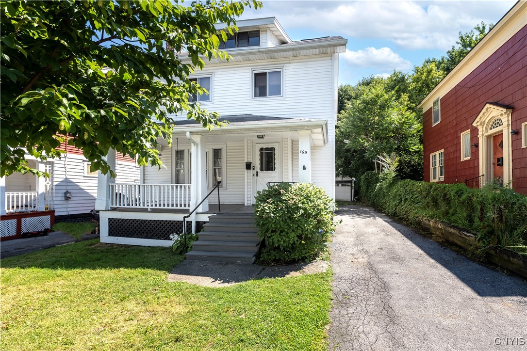 Clifton Pl, Syracuse, NY 13206