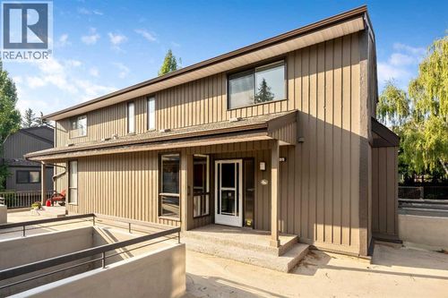 3240 66 Ave Sw, Calgary, AB, T3E6M5 | Card Image