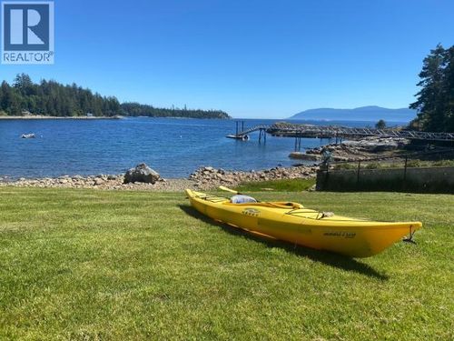 1752 Hollingsworth Rd, Powell River, BC, V8A0M4 | Card Image