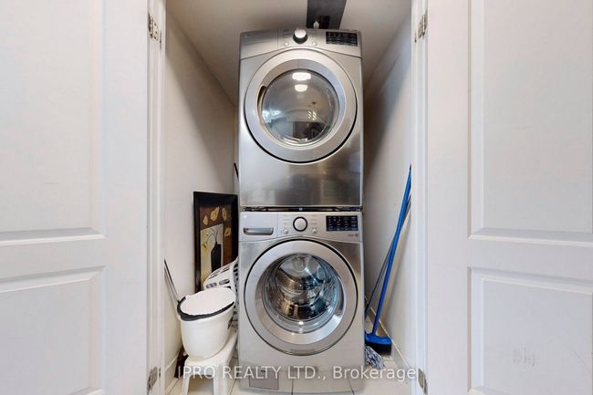 1507 - 20 N Park Rd, Condo with 2 bedrooms, 2 bathrooms and 1 parking in Vaughan ON | Image 15