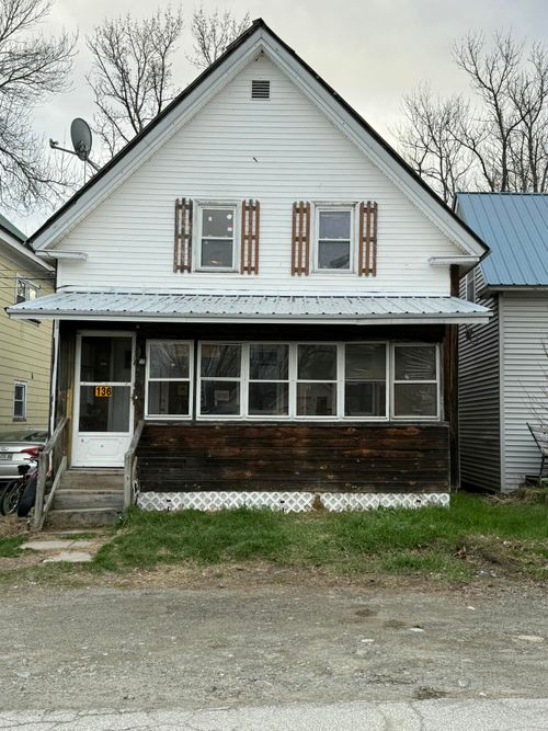 136 Washington Street, Pittsfield, ME, 04967 | Card Image