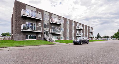 201-2987 Dunmore Road Se, Medicine Hat, AB, T1B1E1 | Card Image
