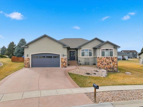513 Aspen Dr, Spearfish, SD, 57783-3247 | Card Image