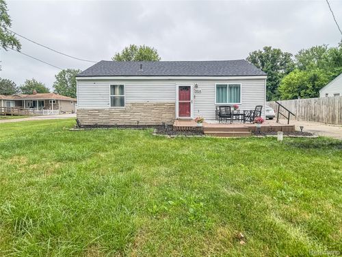 1454 Stephens Ave, Flint, MI, 48507-3249 | Card Image