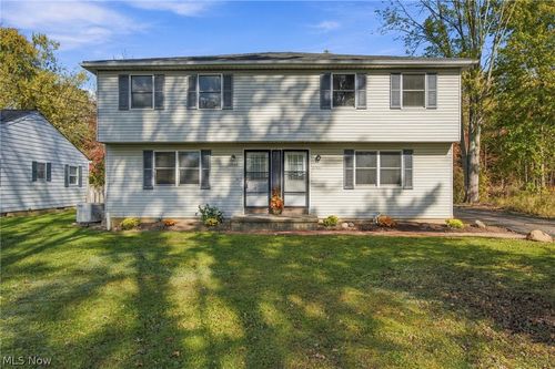 37952 French Creek Road, Avon, OH, 44011 | Card Image