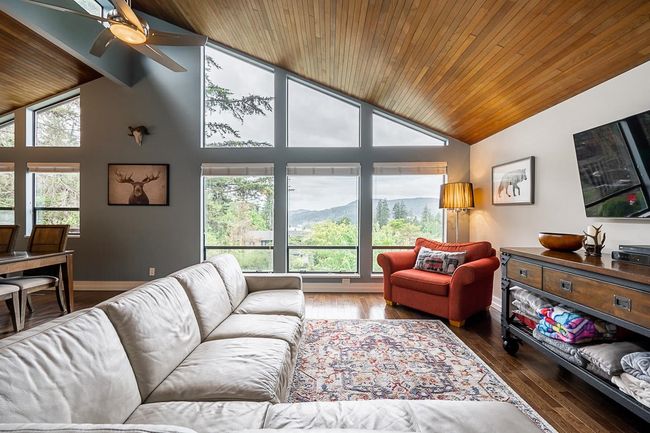 6 Elsdon Bay, House other with 5 bedrooms, 3 bathrooms and 8 parking in Port Moody BC | Image 9