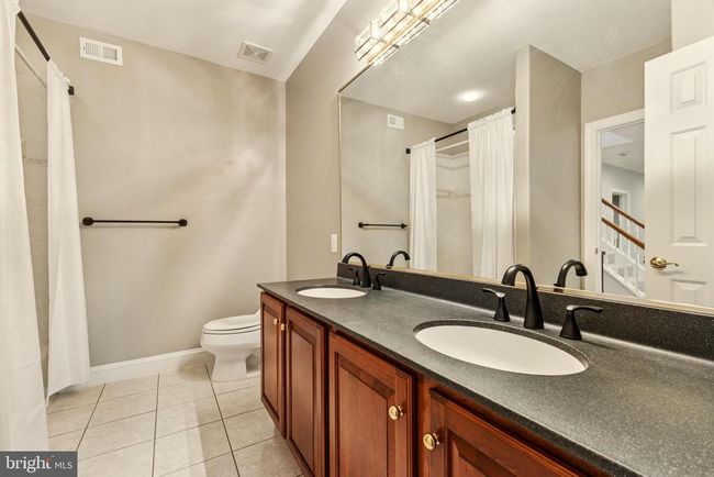 8092 Crooked Oaks Ct, House other with 3 bedrooms, 3 bathrooms and null parking in GAINESVILLE VA | Image 52