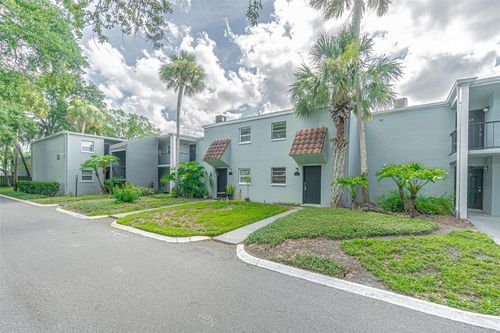 1-2818 Somerset Park Dr, TAMPA, FL, 33613-3184 | Card Image