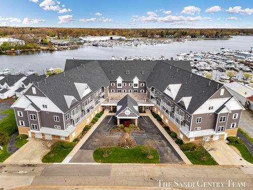 1-917 W Savidge St, Spring Lake, MI, 49456-2624 | Card Image