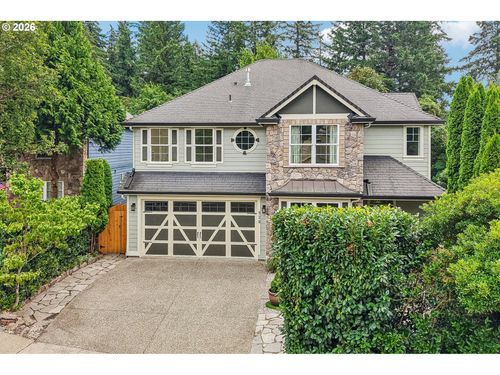 928 Ne 34th Ave, Camas, WA, 98607-1156 | Card Image