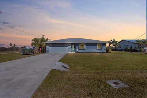 8240 Sw Sunnybreeze Rd, ARCADIA, FL, 34269-6880 | Card Image