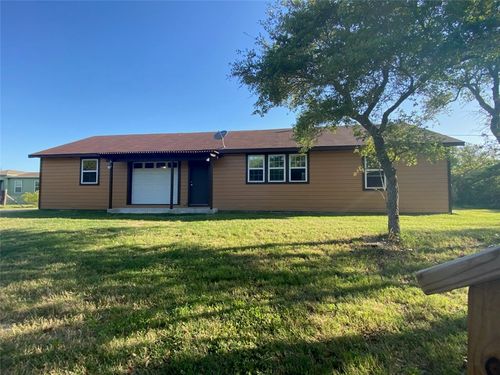 652 Rabbit Run Rd, Aransas Pass, TX, 78336-3009 | Card Image