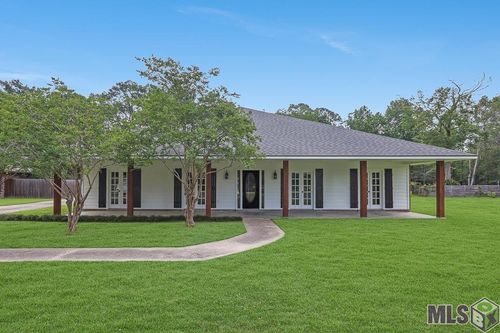 6720 Stoneshire Dr, Baton Rouge, LA, 70818-6817 | Card Image