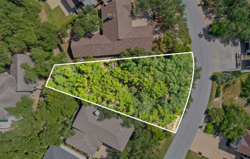 212 Hazeltine Dr, Lakeway, TX, 78734-4627 | Card Image