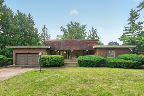100 Forsythe Ln, Dekalb, IL, 60115-2338 | Card Image
