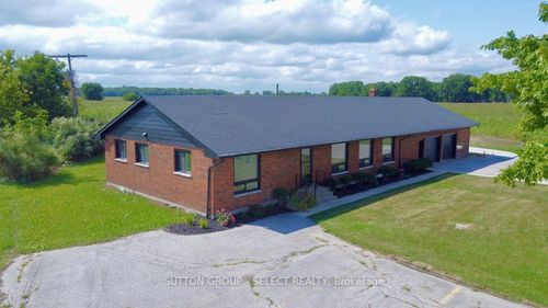 {{alt}} | Card Image