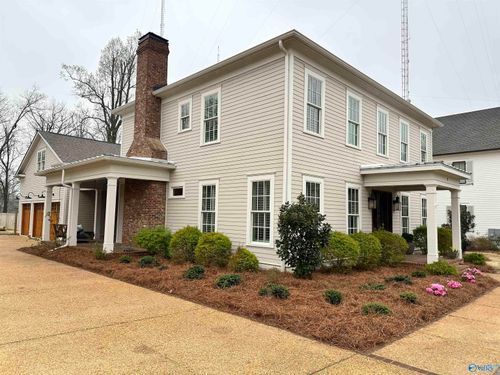 4 Georgetta Dr Se, Huntsville, AL, 35801-6107 | Card Image