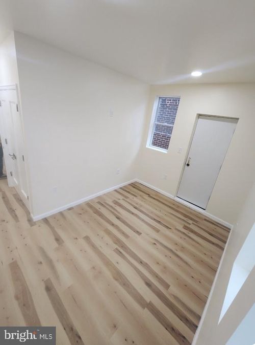 fl3-4840 Old York Rd, PHILADELPHIA, PA, 19141-2629 | Card Image
