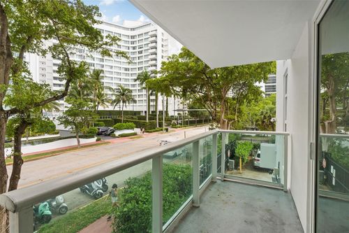 201-1035 West Ave, Miami Beach, FL, 33139-4768 | Card Image