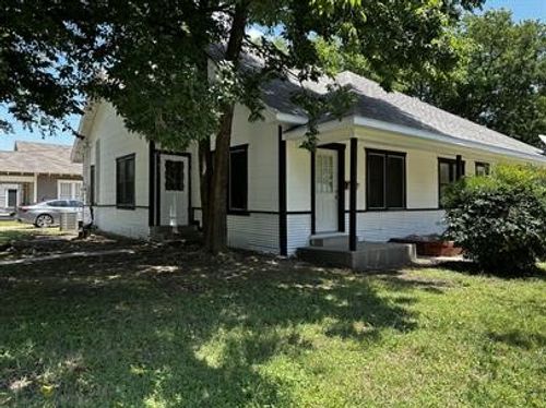 1-1410 Sycamore St, Commerce, TX, 75428-2572 | Card Image