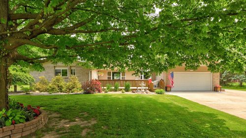 1517 Beyer Rd, Saginaw, MI, 48601-9433 | Card Image