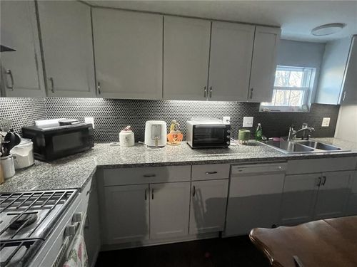 5127 Rinker Rd, Kansas City, MO, 64129-2303 | Card Image