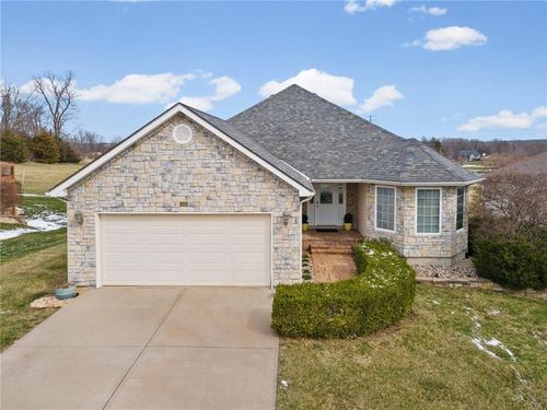 202 Prairie Rose Circle, Smithville, MO, 64089 | Card Image
