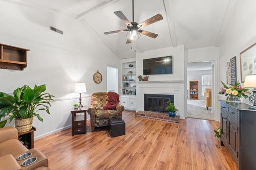 886 General George Patton Rd, Nashville, TN, 37221-2574 | Card Image