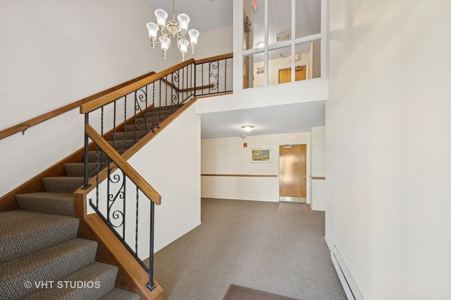 APT-205 - 1121-W Hinswood Dr, Condo with 2 bedrooms, 2 bathrooms and 1 parking in Darien IL | Image 19