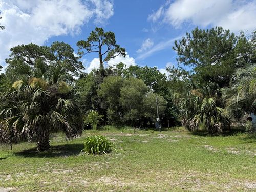 1053 Cypress St, Apalachicola, FL, 32320-1288 | Card Image