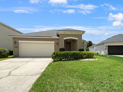 12013 Diamond Springs Drive, House other with 4 bedrooms, 2 bathrooms and null parking in Jacksonville FL | Image 1