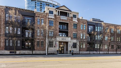 201-355 E Ohio Street, Indianapolis, IN, 46204 | Card Image