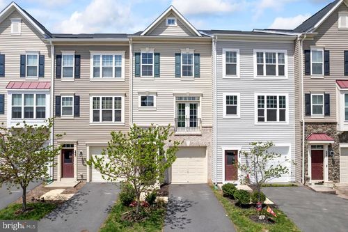 231 Miles Hawk Ter, PURCELLVILLE, VA, 20132-9678 | Card Image