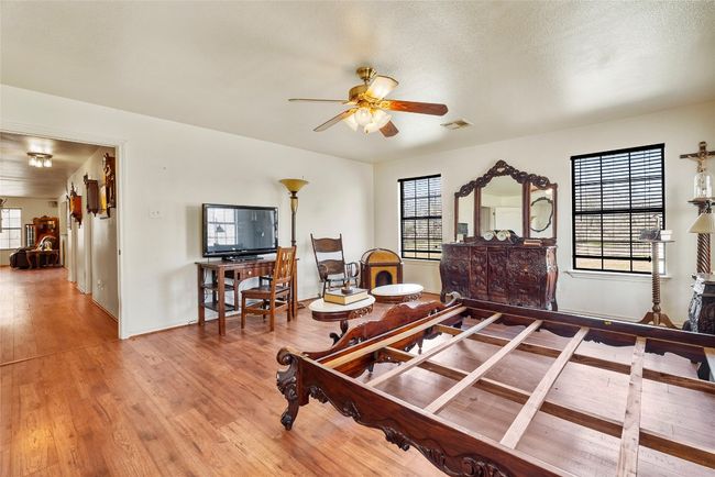 491 Herron Trl, Home with 3 bedrooms, 2 bathrooms and 8 parking in McDade TX | Image 15