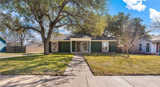 3306 Cumberland Ave, House other with 2 bedrooms, 2 bathrooms and 4 parking in Waco TX | Image 92