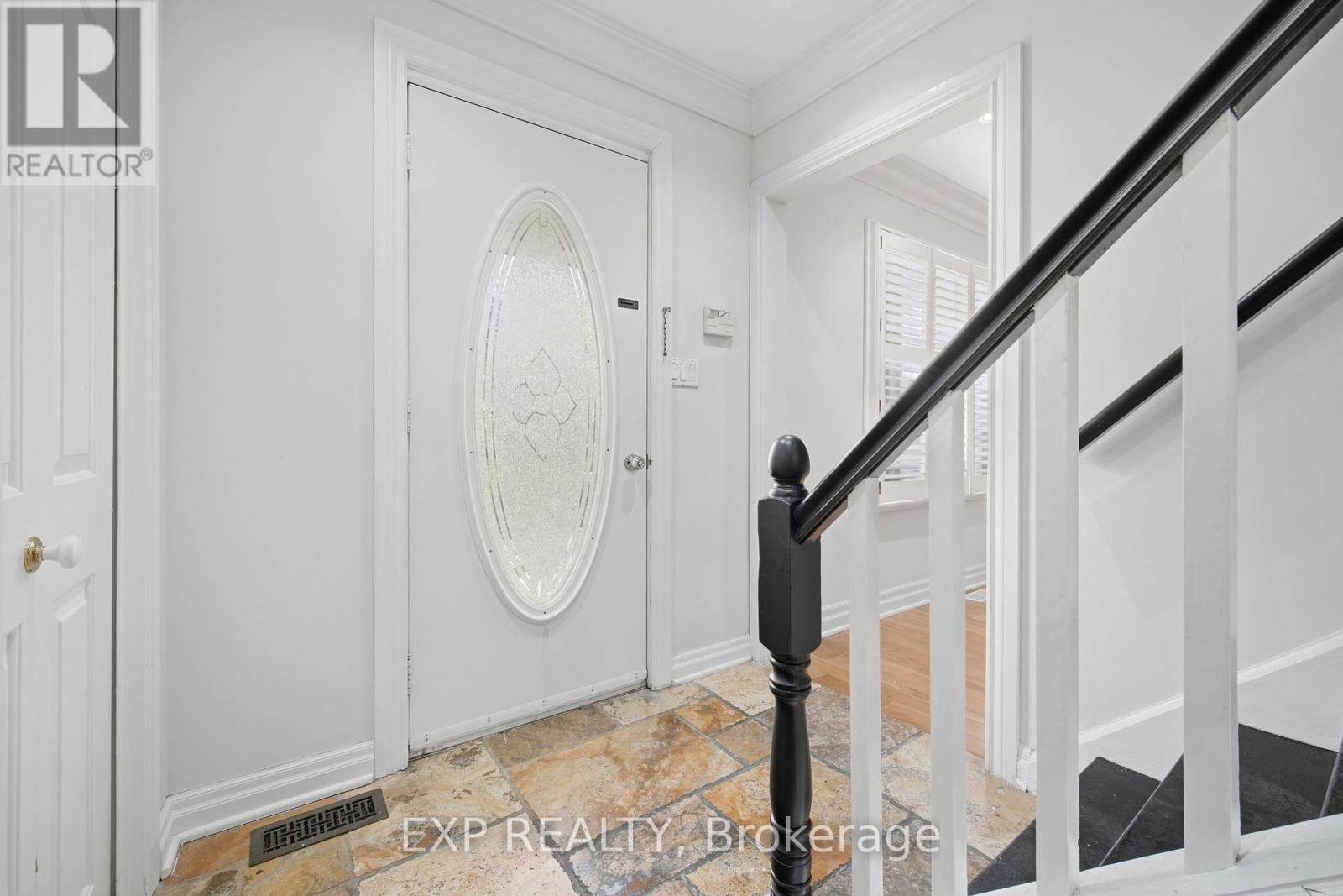 Residential in Mississauga (Lakeview) 5