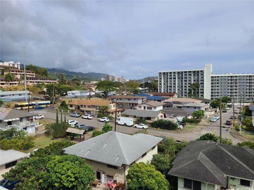 apt-a605-1555 Pohaku St, Honolulu, HI, 96817-2867 | Card Image