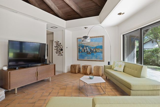 2401 Manana St, House other with 4 bedrooms, 4 bathrooms and 2 parking in Austin TX | Image 16