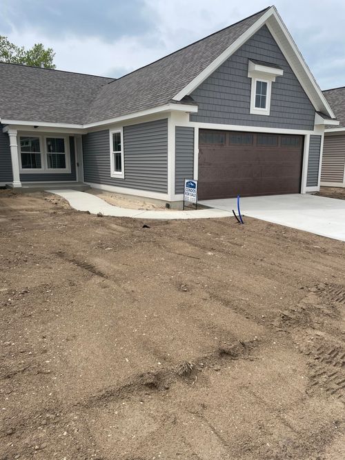 1042 Bellview Meadow Drive Sw, Byron Center, MI, 49315 | Card Image