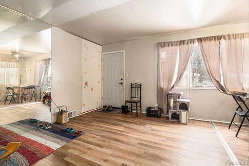 1923 Stieber Street, Westland, MI, 48186 | Card Image